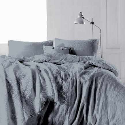 Фото -Семейный комплект постельного белья Limasso "Snowflake castlerock" (темно-серый) 147922